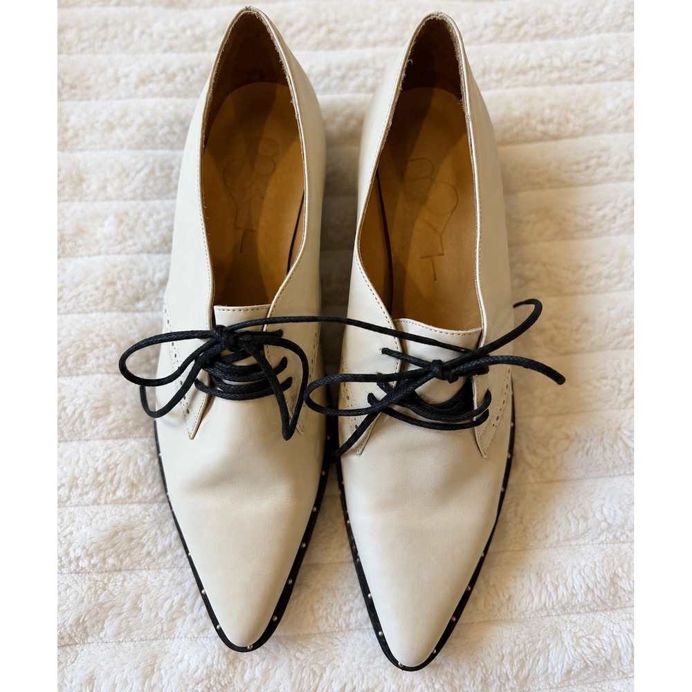 BOYT Cream Cow Leather Pointed Toe Lace Up Oxford Flats Women's Size 9